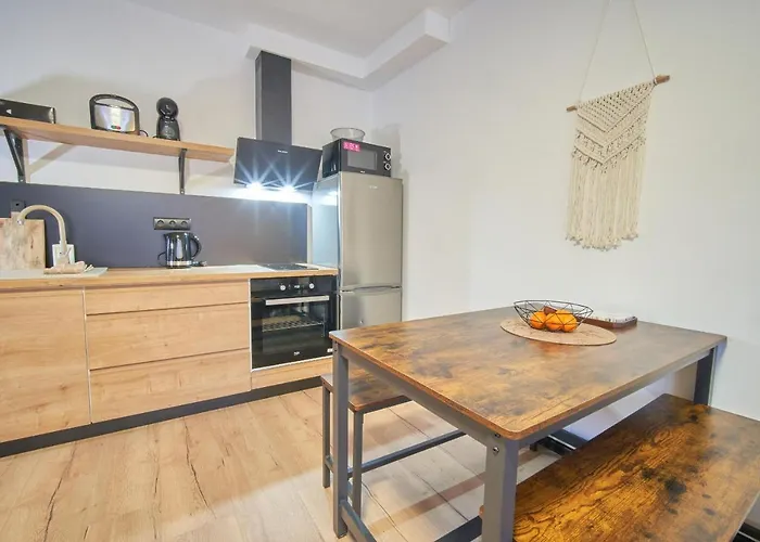 Aparthotel U Rodinky 3*